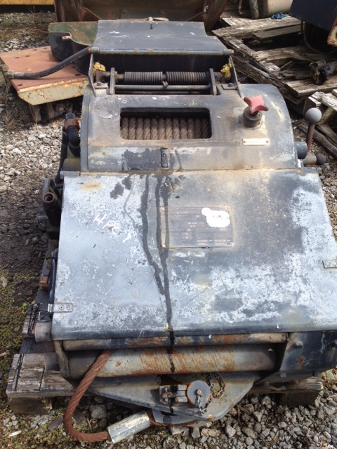 Hydraulic Winch HY V10 HW - Govsales of mod surplus ex army trucks, ex army land rovers and other military vehicles for sale